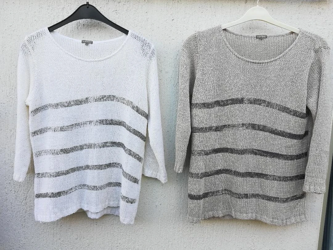 Lot de 2 Pulls légers à mailles et à rayures étiquette T.XL (imperfections)
